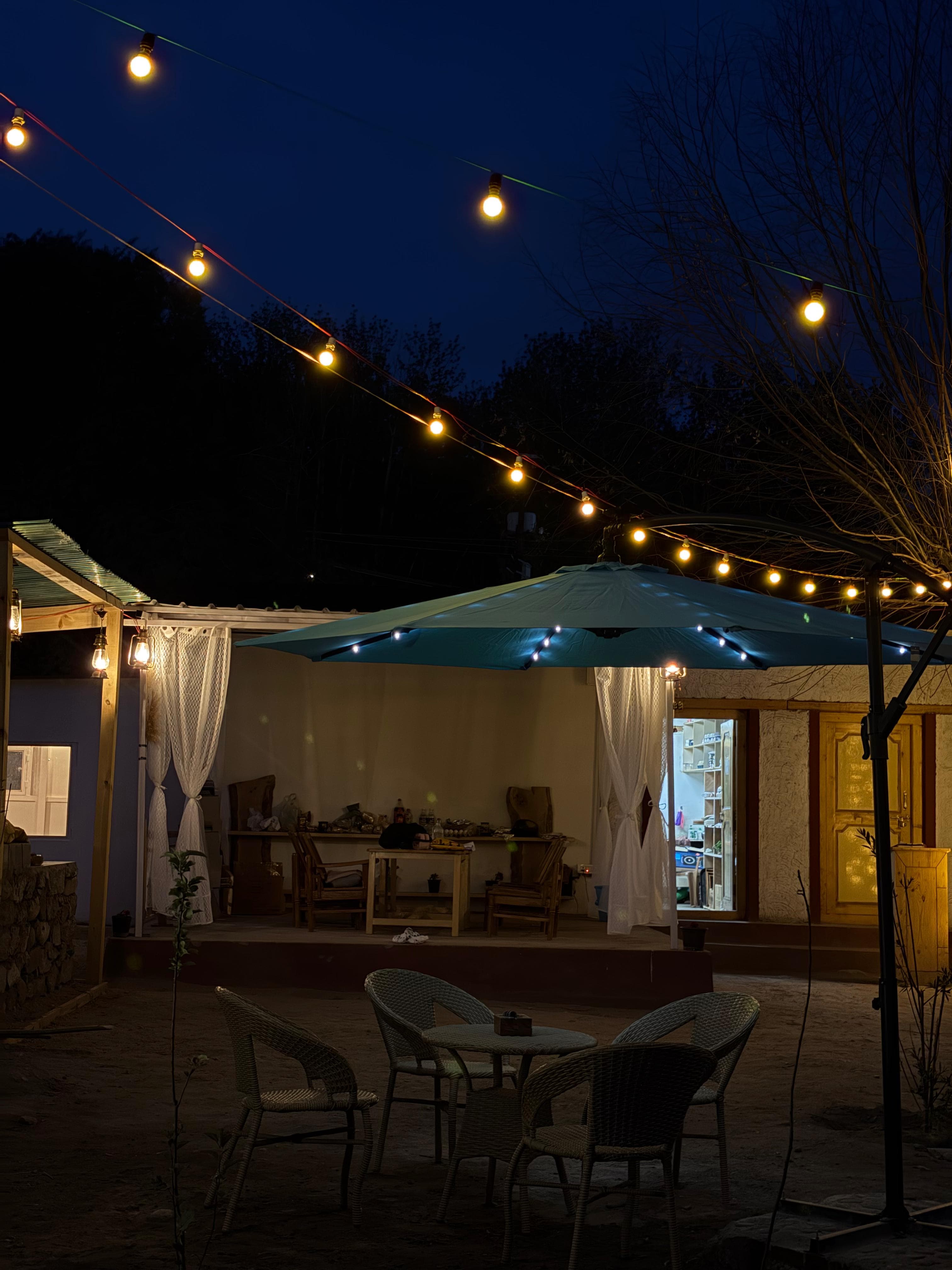 Stargazing & Twilight Courtyard